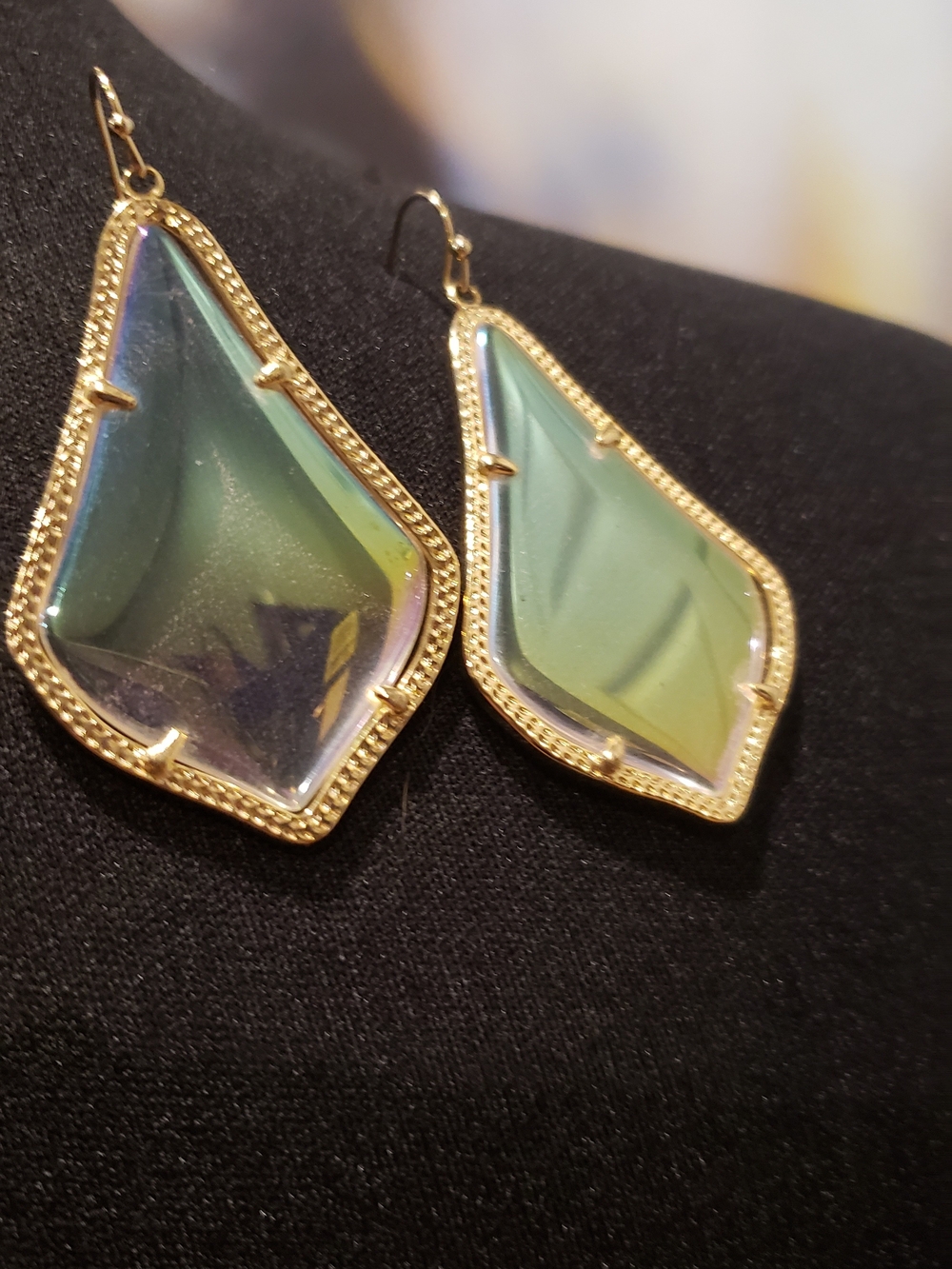 Kendra Scott Iridescent Green-Gold Kite Drop Earrings